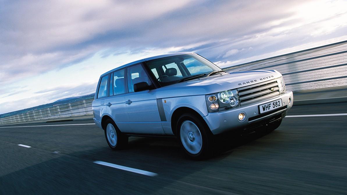 В Эстонии предложили превратить Range Rover в ретро-версию 1970-х годов